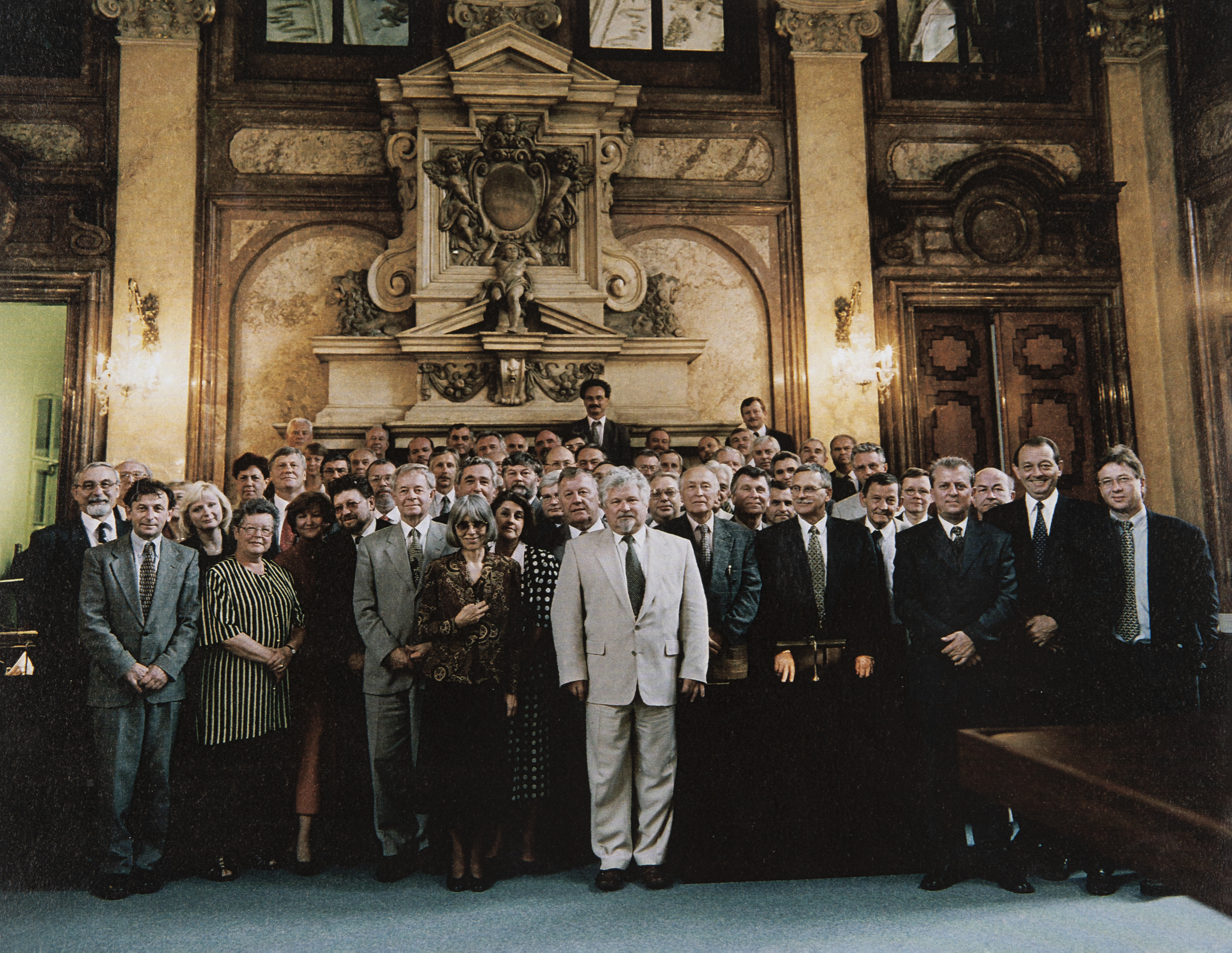 1996-12-18 Senat 1fo