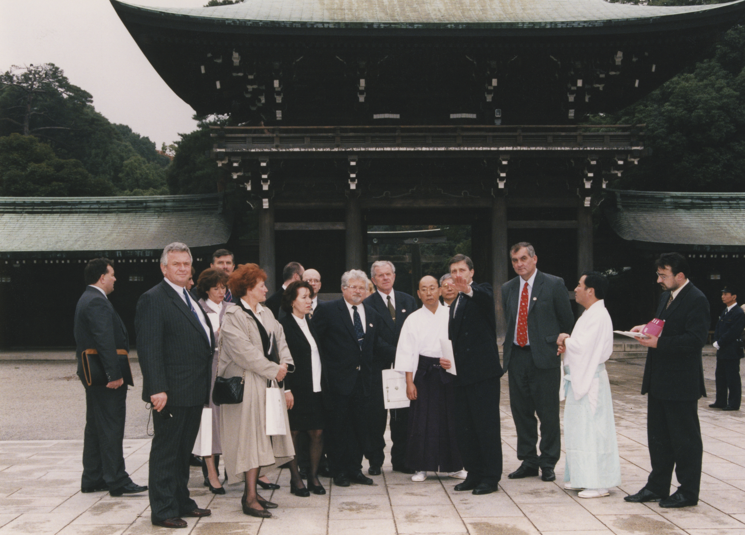 1997-12-6-11-30 Japonsko Pithart, Liška, Barták, Vojíř